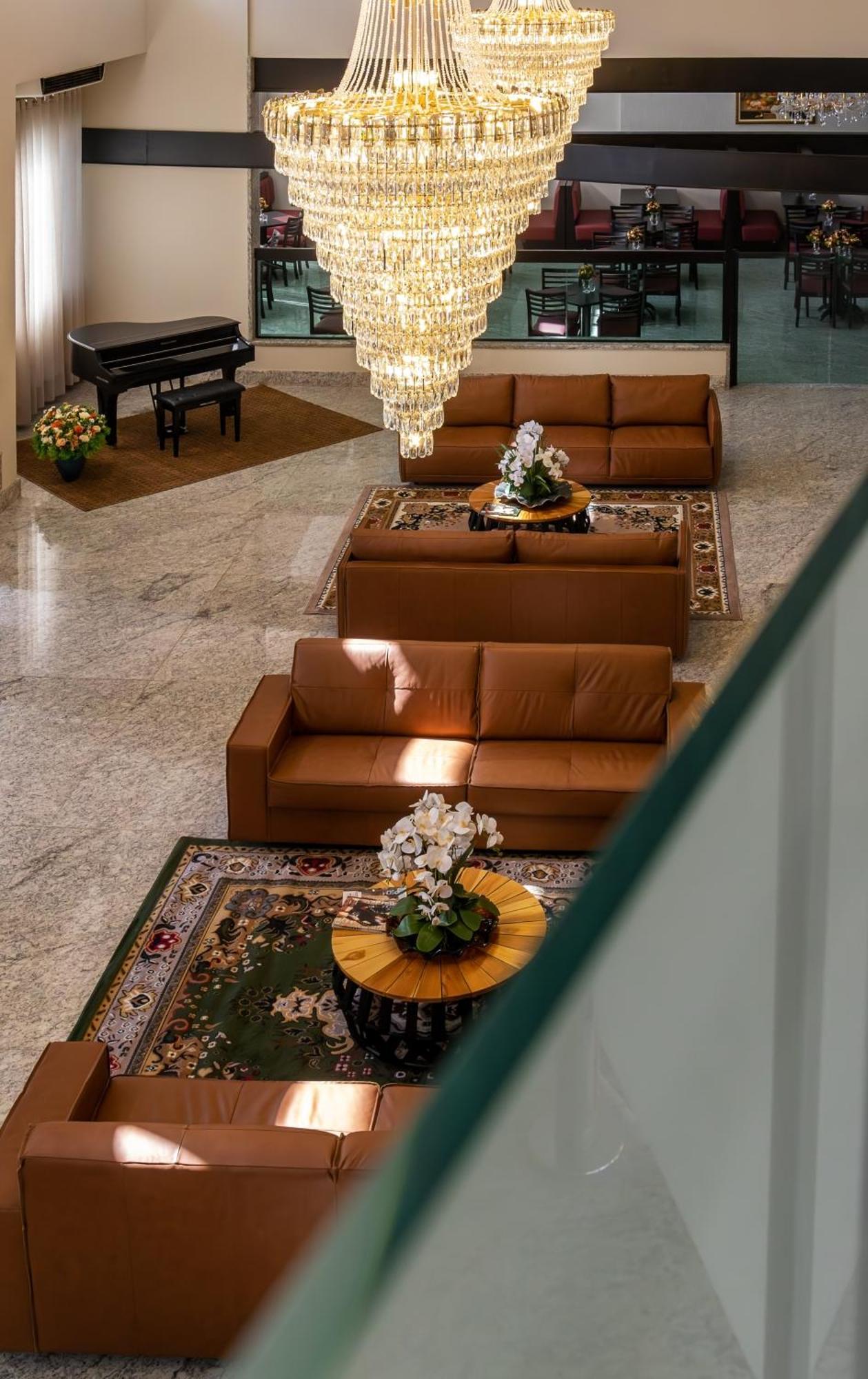 Hotel Dan Inn Uberlandia By Nacional Inn Exterior photo