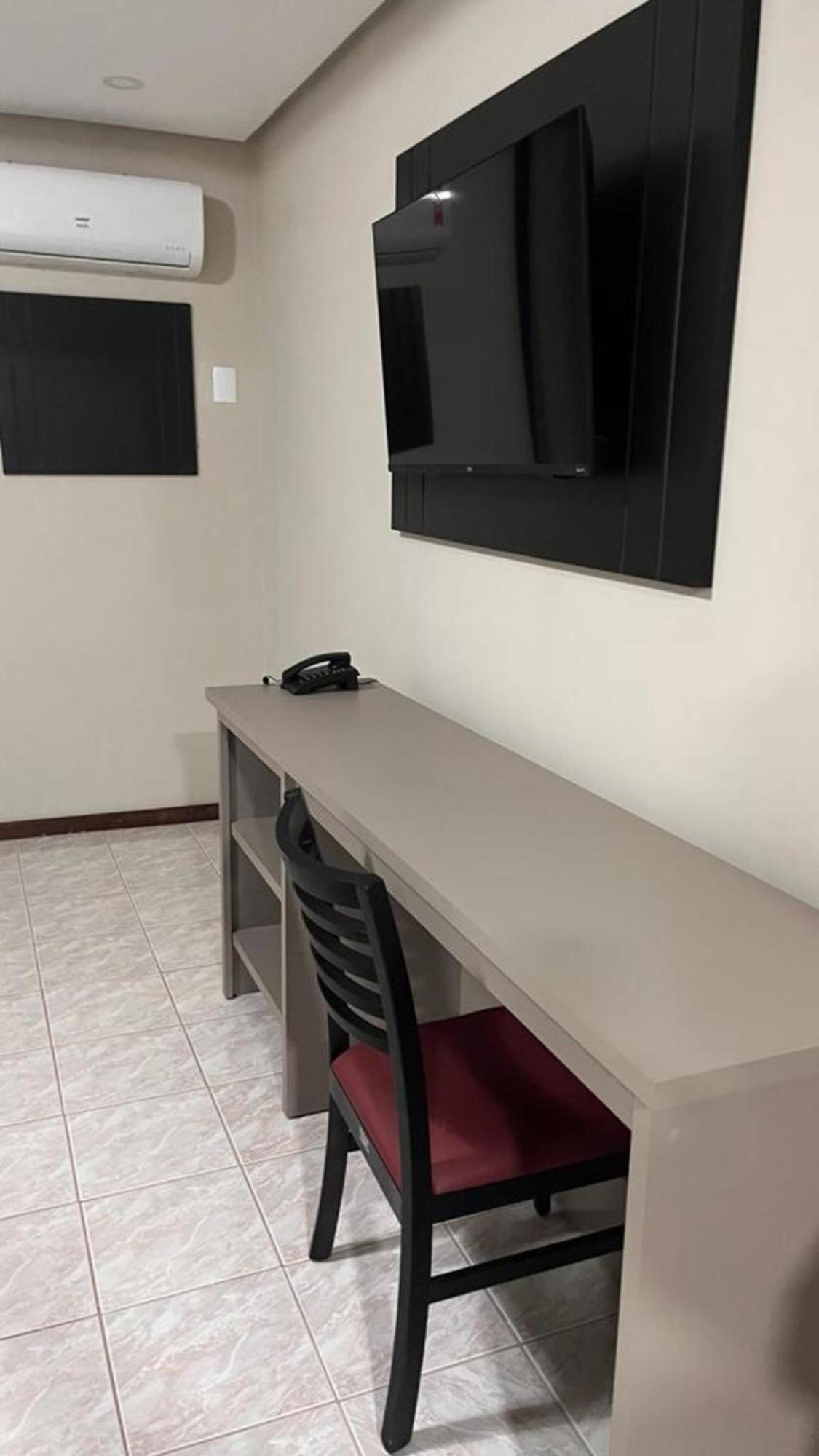 Hotel Dan Inn Uberlandia By Nacional Inn Exterior photo